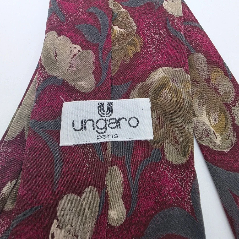Ungaro Paris Men's Silk Tie Burgundy Gold Floral Jacquard Made in Italy Classic